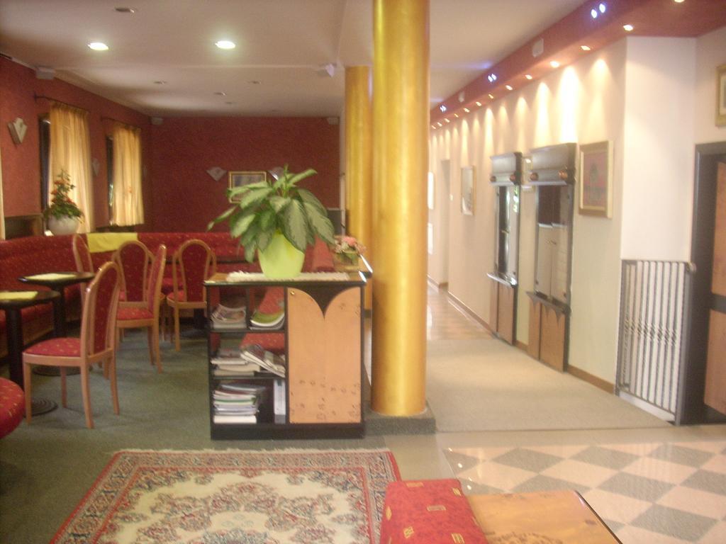 Hotel Concordia Levico Terme Exterior photo