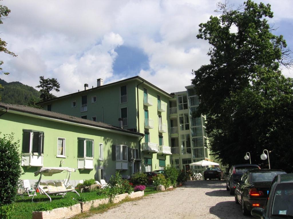Hotel Concordia Levico Terme Exterior photo